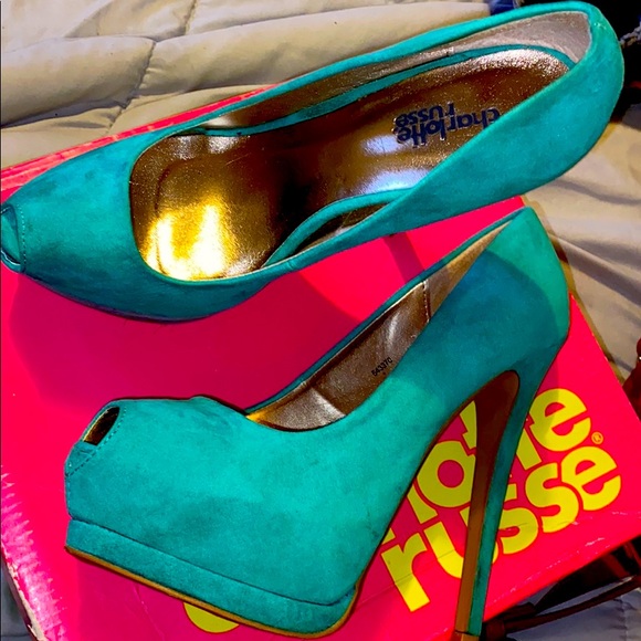 Heels - Picture 1 of 2